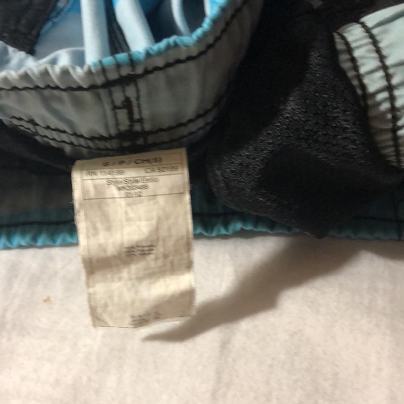 Quicksilver boys board swim shorts in blue and gray, size S (5) - Picture 5 of 5